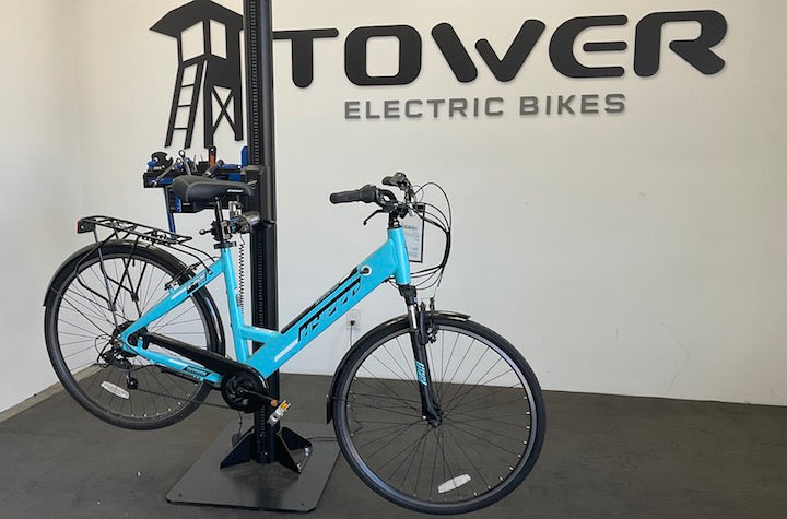 Hyper E-Ride City Review & Rating on the Tower E-Bike Score our of 100 ...