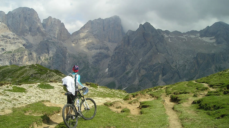 Safety Riding: Mountain Biking Guide